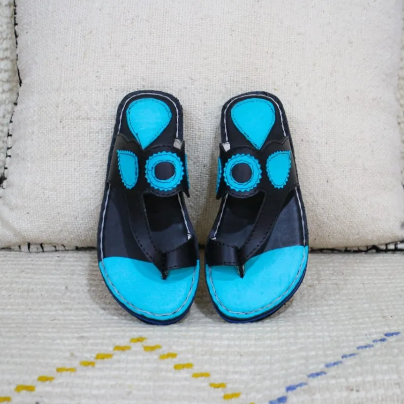 Sandales artisanales noires et bleu turquoise pour femme – artisanat marocain